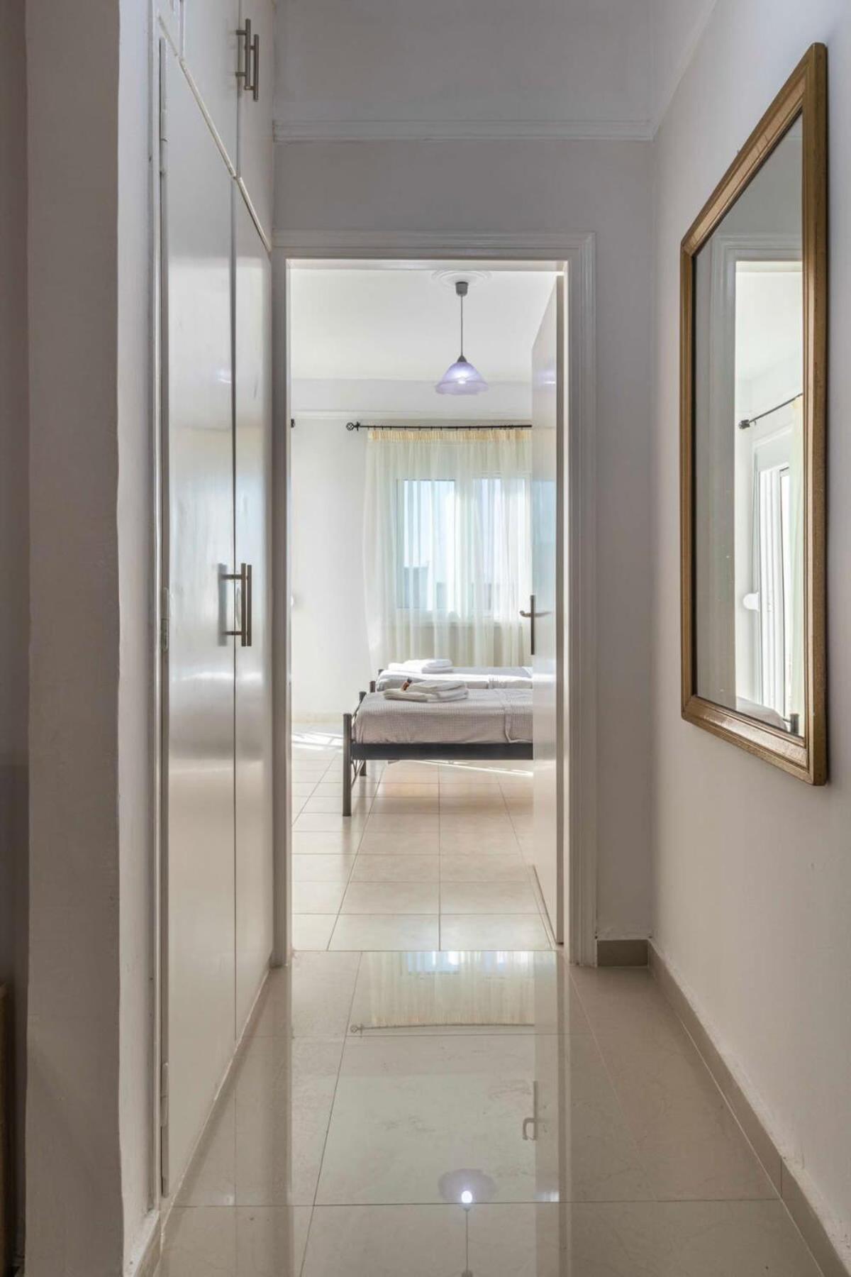 Comfy Central Square Gem With Balcony Apartment Kalamata Exterior photo